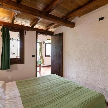 Hétvégi ház La Baronia *